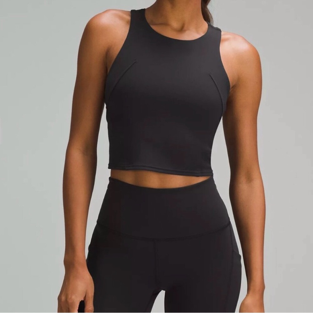 Lululemon Black Wunder Train Racerback Tank Size 4 Everlux B/C Cups Bra